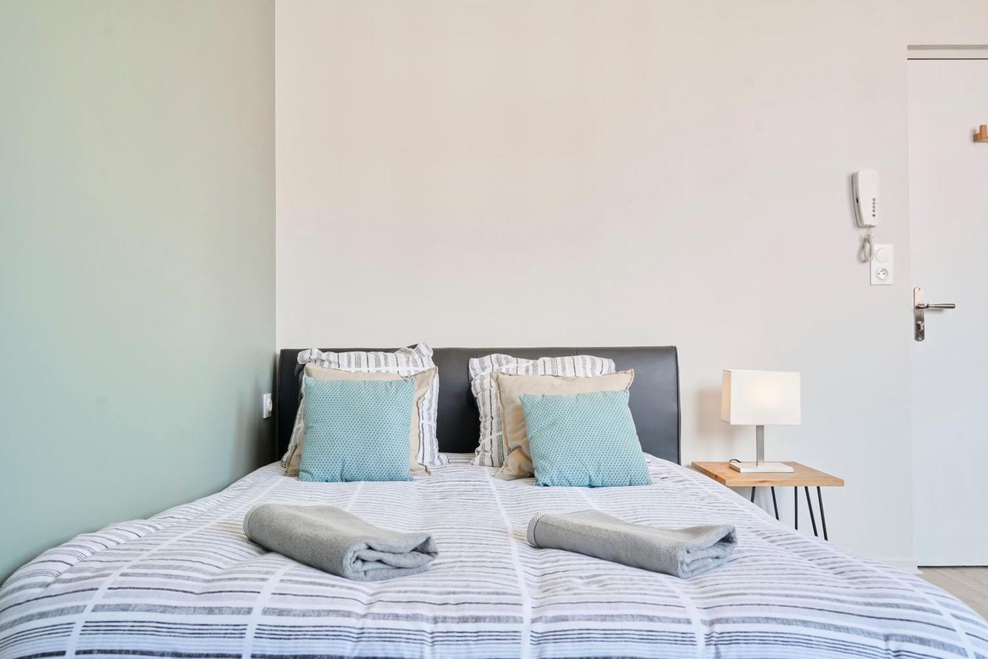 Locationstourcoing - Le Croise Apartment ภายนอก รูปภาพ